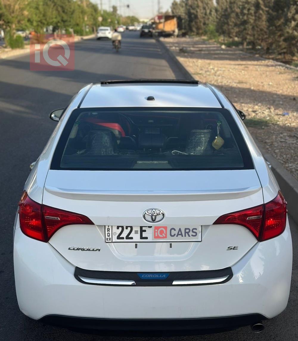 تۆیۆتا کۆرۆلا